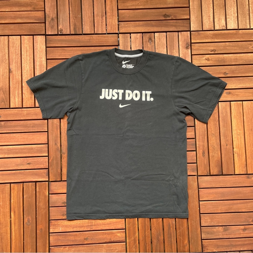 Black Nike Just Do It Slogan T-shirt S